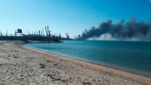 Ucrania dice haber destruido tres buques rusos