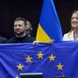 Europa aprueba préstamo de $90 mil millones a Ucrania y aplica presiones económicas a Rusia