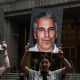 Publican una supuesta carta de suicidio de Epstein