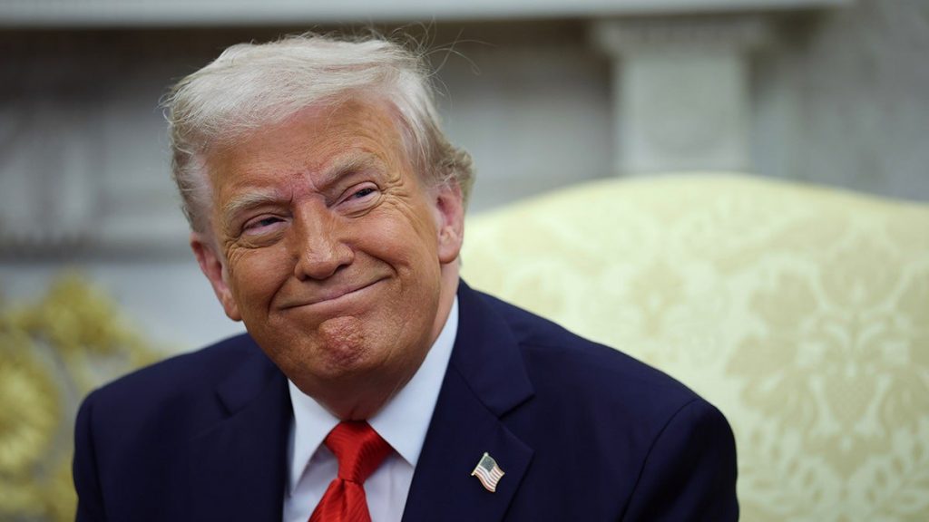 Trump,