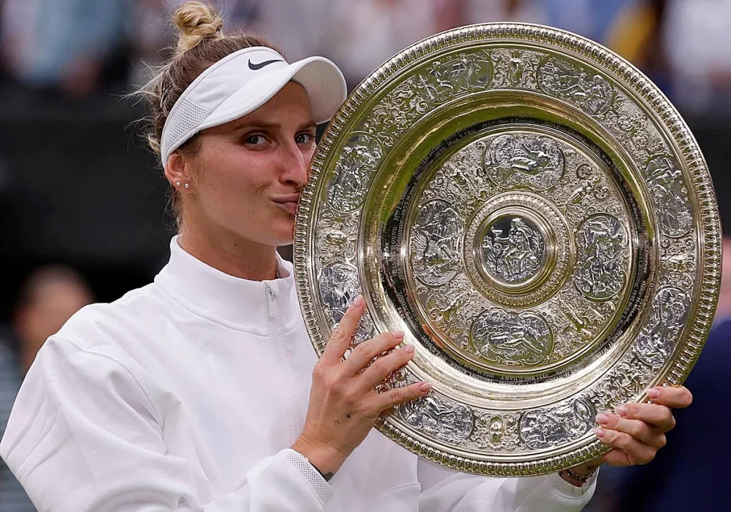 Suspenden a Marketa Vondrousova por negarse a un control antidopaje