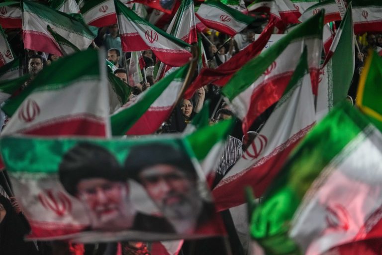 Irán,