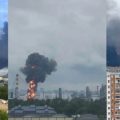 Ucrania golpea refinería de petróleo ruso e irrumpe en tráfico aéreo en aeropuertos 