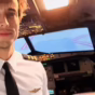 Piloto salta de un avión en pleno vuelo y deja a su alumna al mando de la aeronave en Argentina