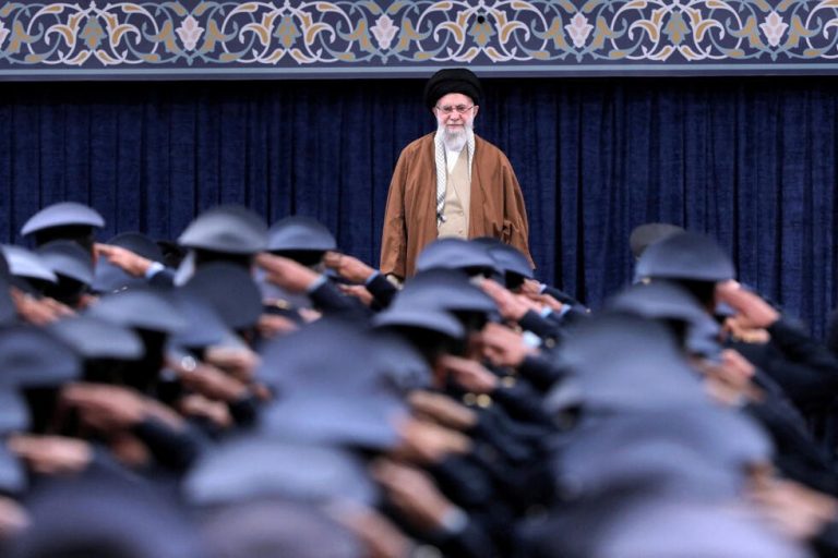 Irán,